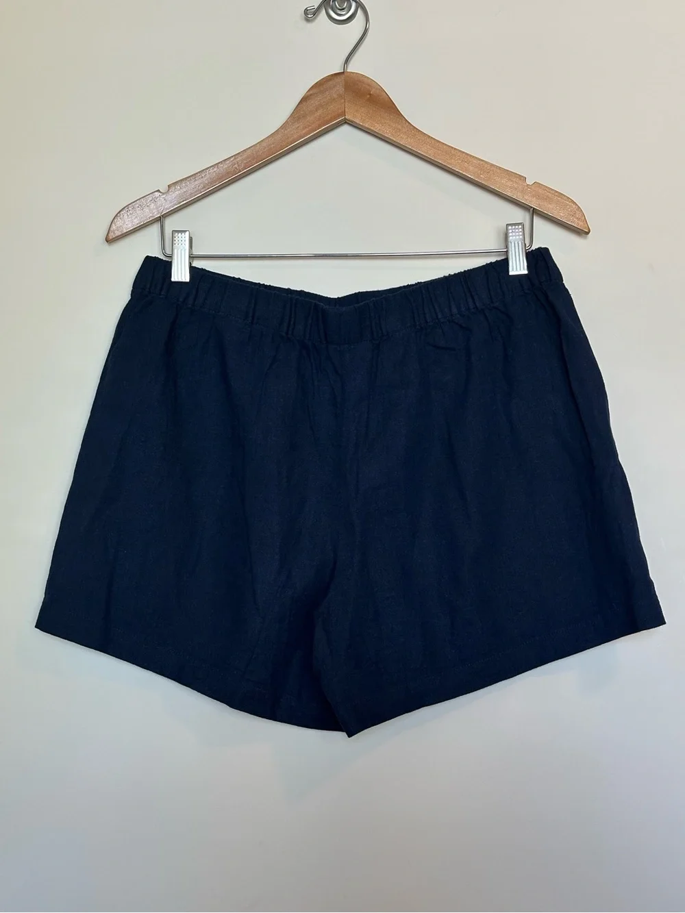 Banana Republic Linen Blend Pull On Navy Women's Shorts - Picture 4 of 8